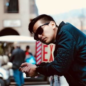 Meet your Posher, Thanh